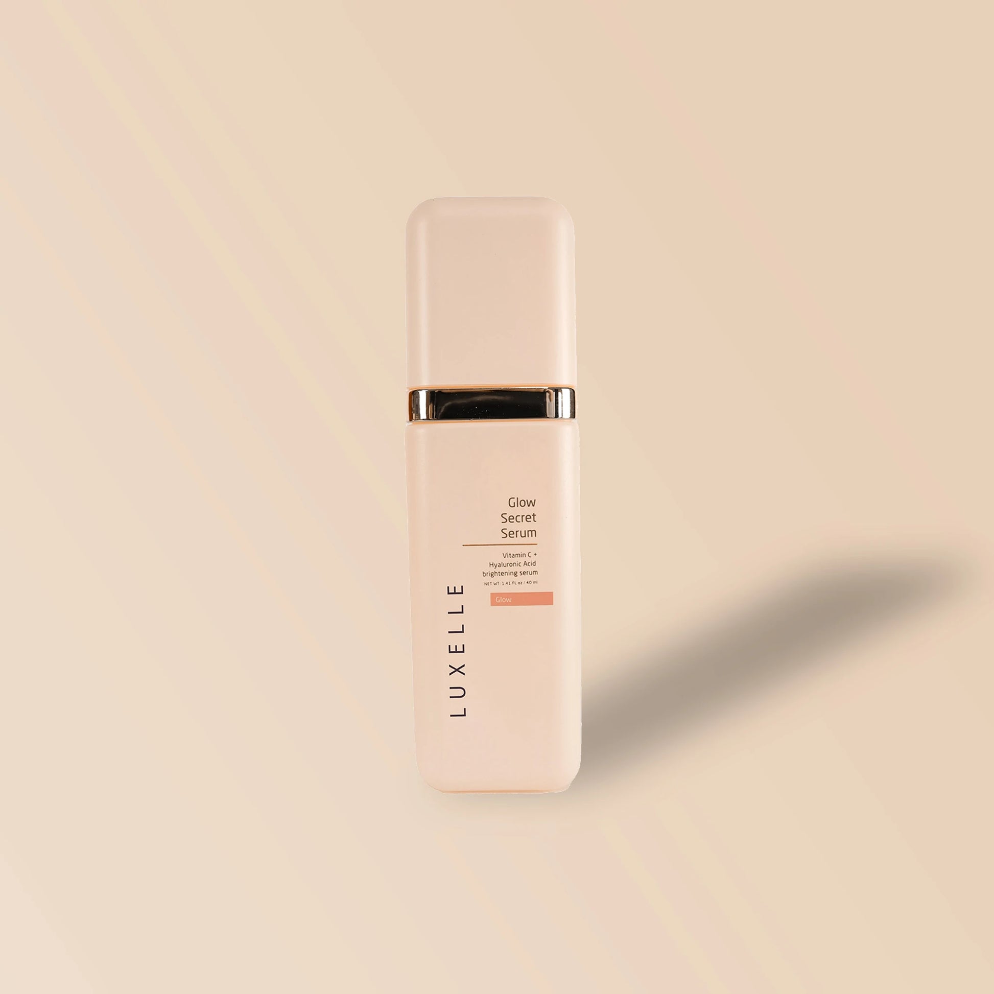 Luxelle Glow Secret Serum: Radiant skin in a bottle