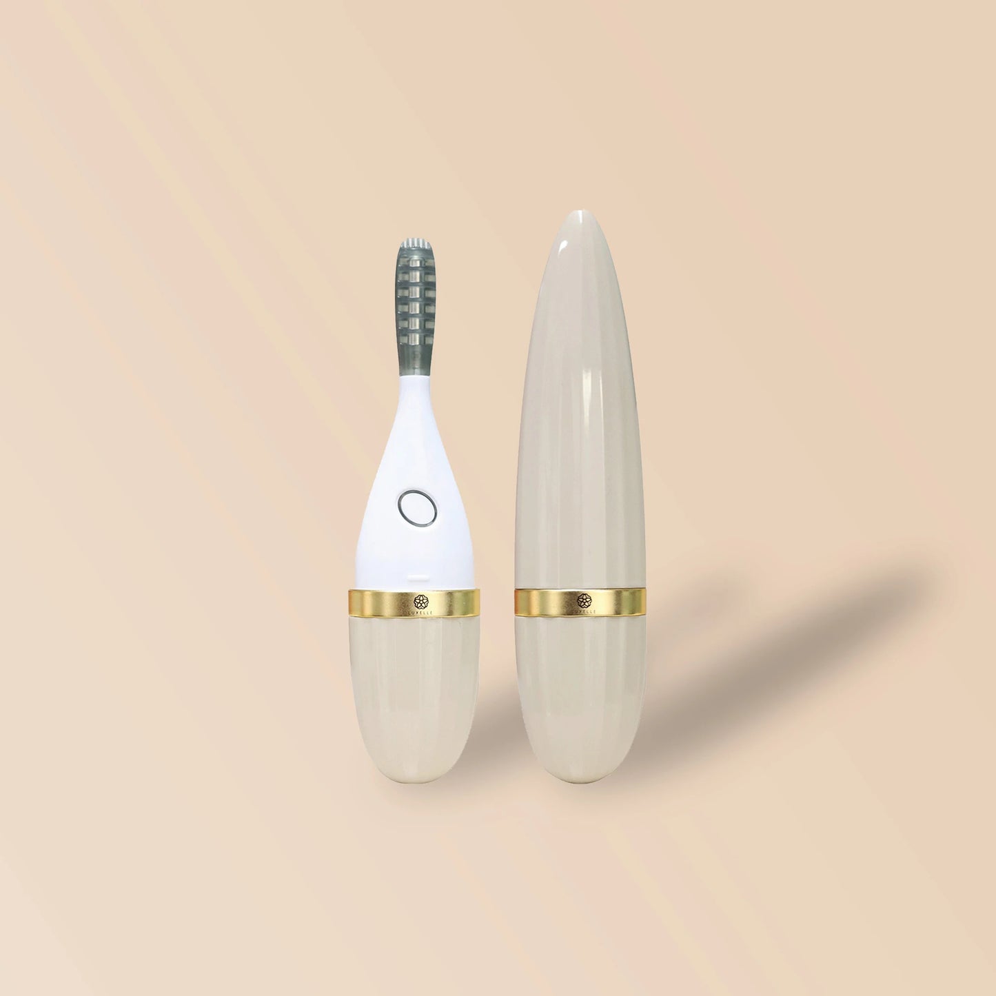Luxelle Heated Eyelash Curler for any age and gender