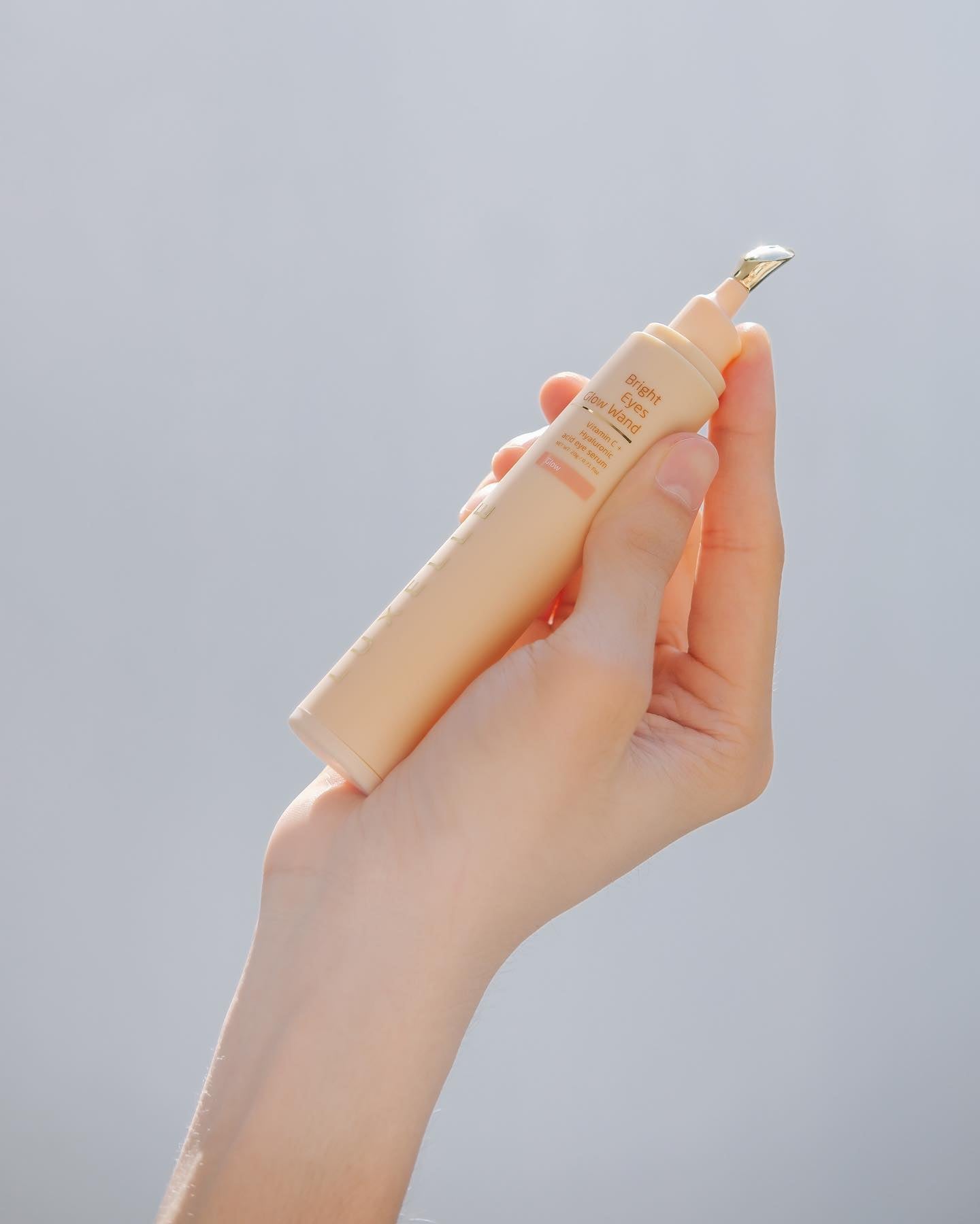 Dark circle solution: Glow from within with Luxelle