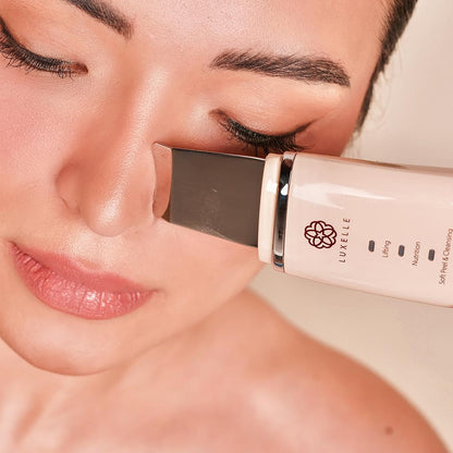 Luxelle Ultrasonic Soft Peel Device Suitable for all ages and skin types.