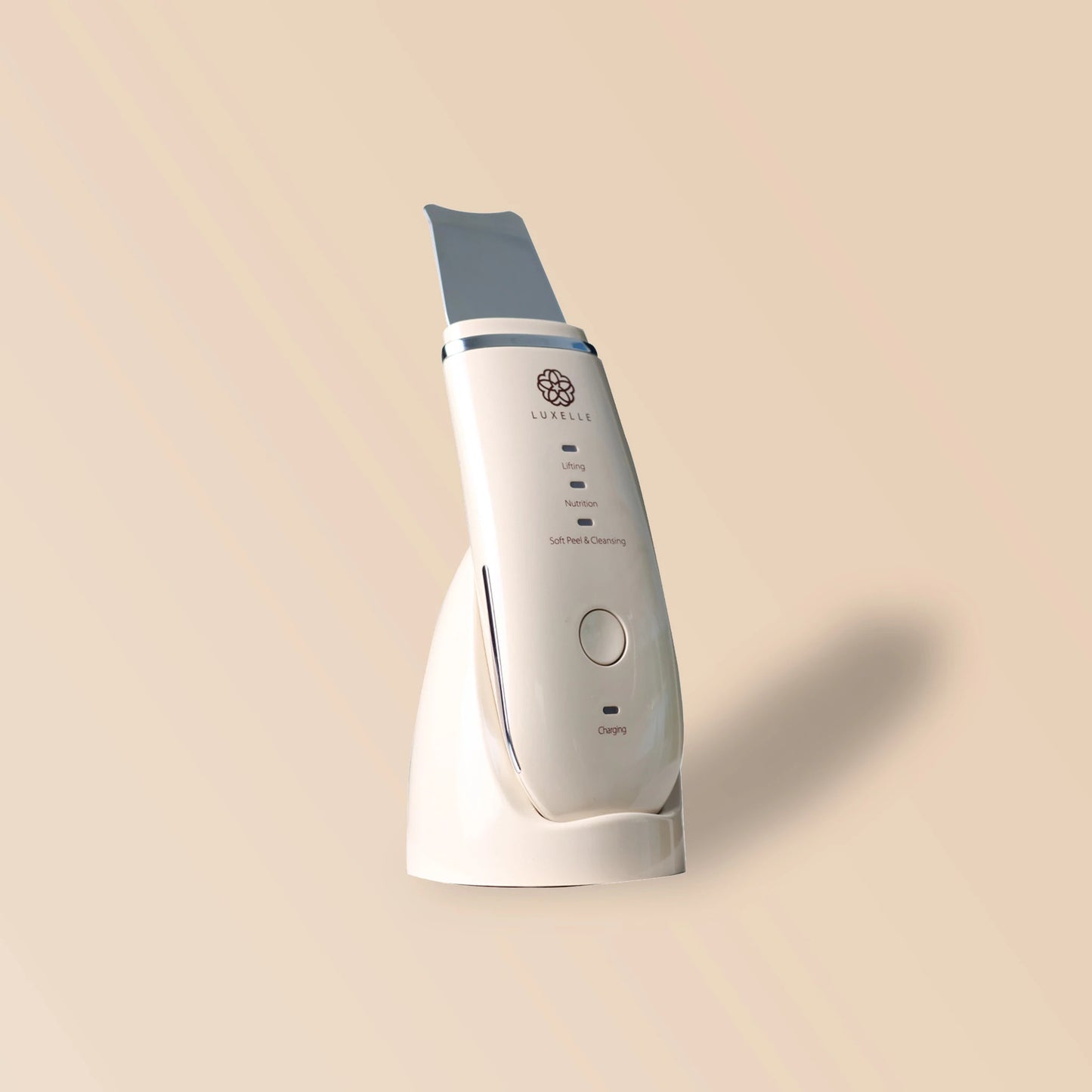 Luxelle Ultrasonic Soft Peel Device Lift and firm your skin with ultrasonic technology.